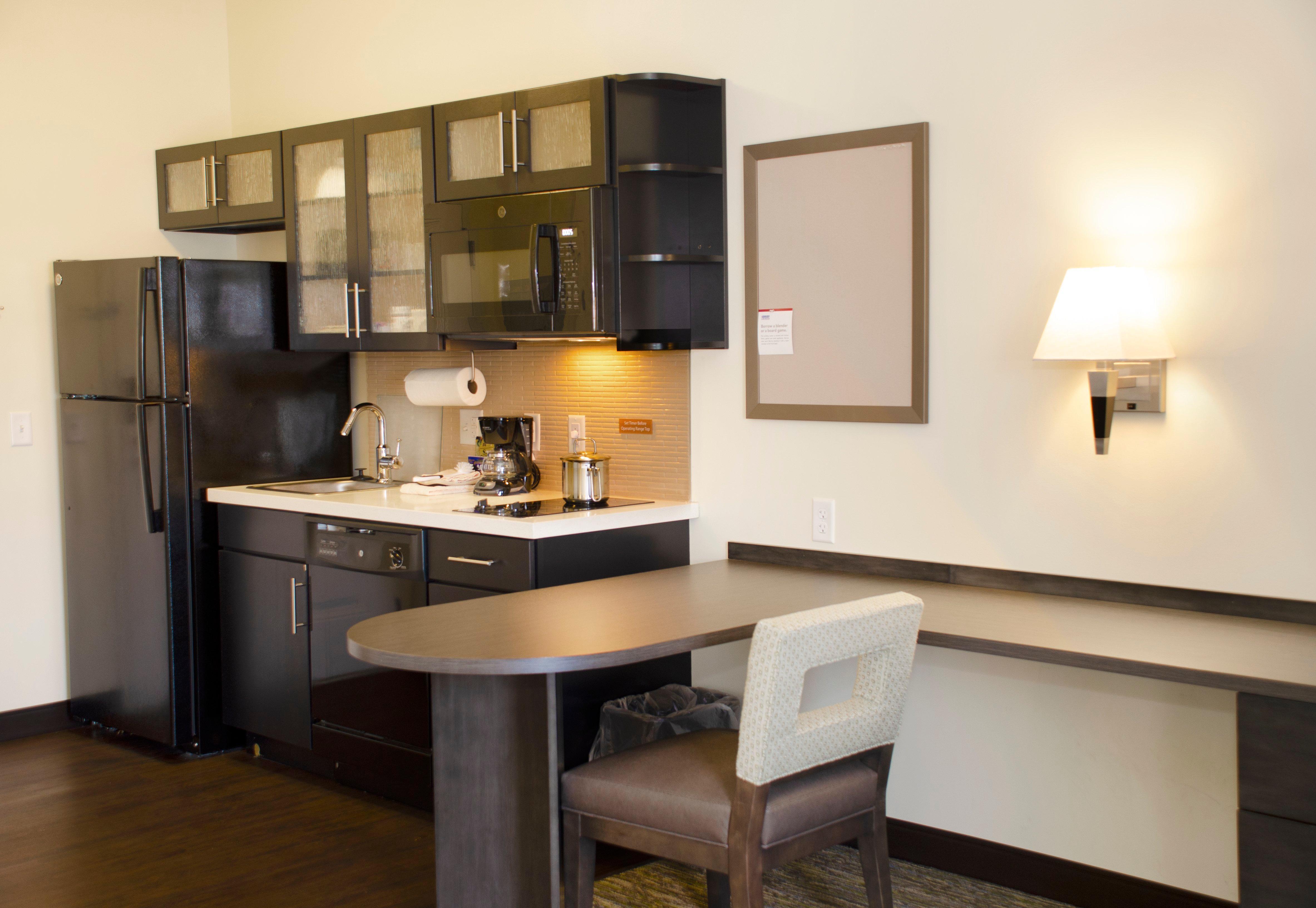 Candlewood Suites - Lancaster West, An Ihg Hotel Экстерьер фото